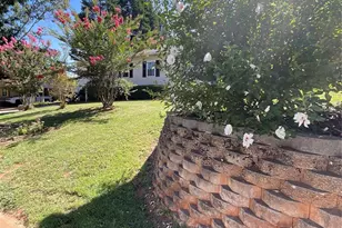 106 N Tracy St, Kings Mountain, NC 28086 - Photo 5