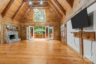 2401 Hundred Acres Ln, Lenoir, NC 28645 - Photo 7