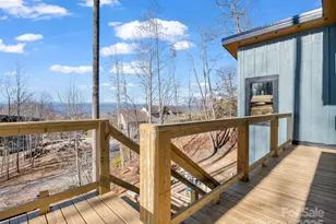 276 Coopers Dr, Hendersonville, NC 28739 - Photo 3