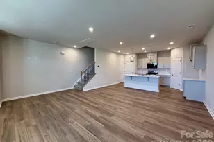 2644 Selbourne Dr, Gastonia, NC 28052 - Photo 3