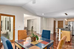 608 Upper Sondley Dr, Asheville, NC 28805 - Photo 11