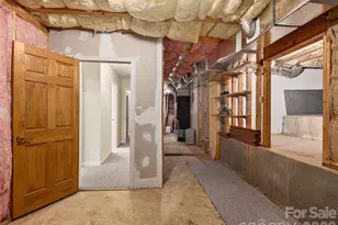 608 Upper Sondley Dr, Asheville, NC 28805 - Photo 41