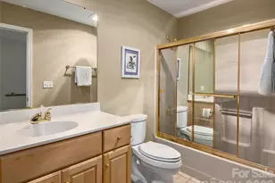 608 Upper Sondley Dr, Asheville, NC 28805 - Photo 33