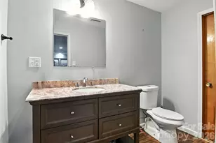 26 33rd Ave NW, Hickory, NC 28601 - Photo 11