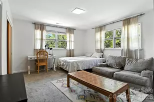 26 33rd Ave NW, Hickory, NC 28601 - Photo 13