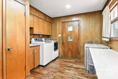 26 33rd Avenue NW, Hickory, NC 28601 - Photo 5