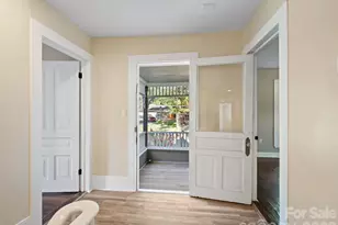 613 S Mulberry St, Statesville, NC 28677 - Photo 29