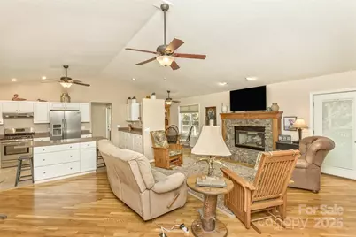 15 Beaverdam Knoll Road, Asheville, NC 28804 - Photo 5