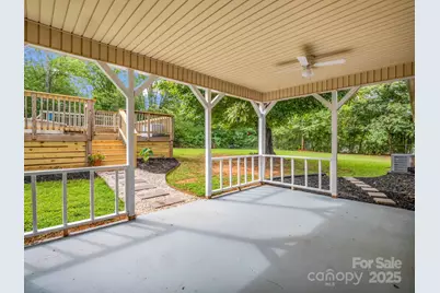 128 N Woodland Avenue, Forest City, NC 28043 - Photo 9