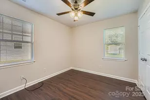 208 Lakewood Ave, Charlotte, NC 28208 - Photo 15