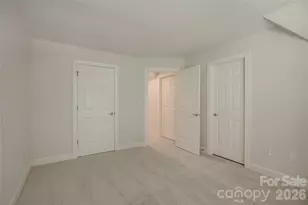 15608 Woodland Ridge Ln, Charlotte, NC 28278 - Photo 37