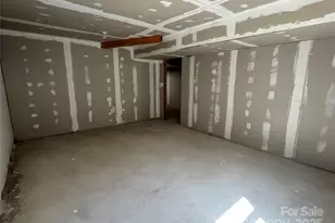 7939 Holly Hill Rd, Charlotte, NC 28227 - Photo 33