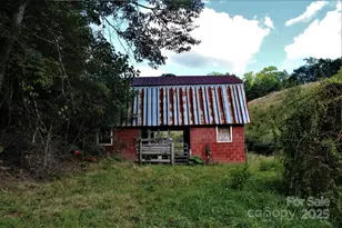 745 Broom Rd, Tuckasegee, NC 28783 - Photo 33