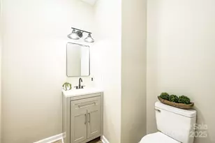 204 Hickory St, Granite Falls, NC 28630 - Photo 23