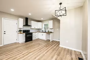 204 Hickory St, Granite Falls, NC 28630 - Photo 15