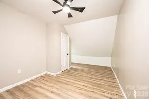 204 Hickory St, Granite Falls, NC 28630 - Photo 19