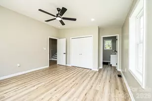 204 Hickory St, Granite Falls, NC 28630 - Photo 13