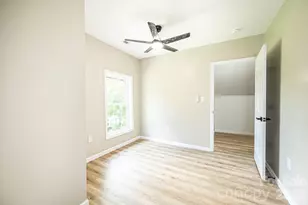 204 Hickory St, Granite Falls, NC 28630 - Photo 25