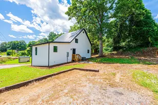 204 Hickory St, Granite Falls, NC 28630 - Photo 9