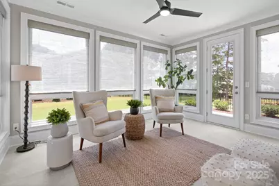 6910 Providence Lane W, Charlotte, NC 28226 - Photo 17