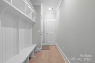 6910 Providence Ln W, Charlotte, NC 28226 - Photo 19