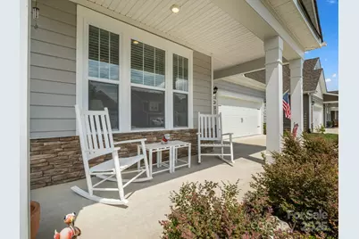 134 Fox Cove Road, Hendersonville, NC 28792 - Photo 7