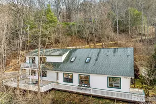 53 Hackberry Ln, Waynesville, NC 28785 - Photo 1