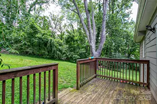 27 Curlee St, Brevard, NC 28712 - Photo 5