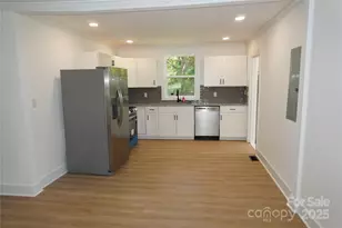 714 Apple Blossom Cir, Gastonia, NC 28052 - Photo 5