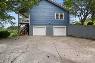 271 Breton Rdg Rd, Leicester, NC 28748 - Photo 3