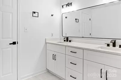 915 Barrington Drive NE, Lenoir, NC 28645 - Photo 27