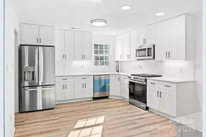 915 Barrington Drive NE, Lenoir, NC 28645 - Photo 7