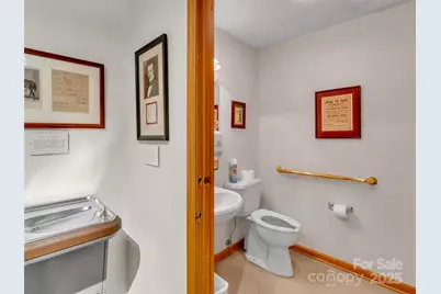 540 Hospital Drive, Clyde, NC 28721 - Photo 9