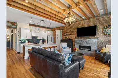 5 Town Square #204, Burnsville, NC 28714 - Photo 5