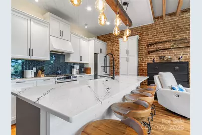 5 Town Square #204, Burnsville, NC 28714 - Photo 11