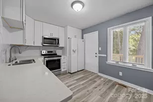 2715 Sonora Ln, Charlotte, NC 28208 - Photo 5