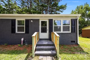 2715 Sonora Ln, Charlotte, NC 28208 - Photo 3