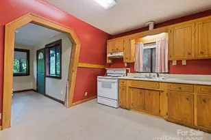 1010 Autumn Dr, Maggie Valley, NC 28751 - Photo 23