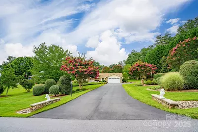 32 Stone House Road, Hendersonville, NC 28739 - Photo 27