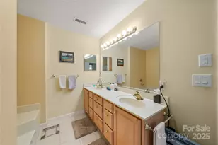 32 Stone House Rd, Hendersonville, NC 28739 - Photo 17