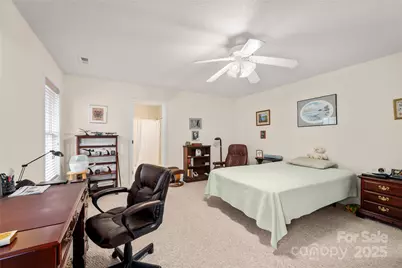 32 Stone House Road, Hendersonville, NC 28739 - Photo 15