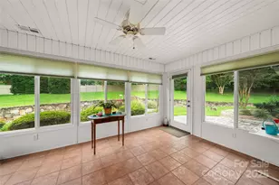 32 Stone House Rd, Hendersonville, NC 28739 - Photo 23