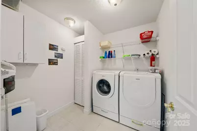 32 Stone House Road, Hendersonville, NC 28739 - Photo 13