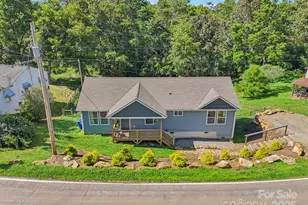 136 Locust Grove Rd, Weaverville, NC 28787 - Photo 21