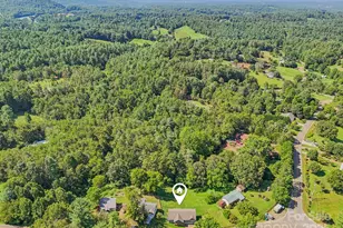 136 Locust Grove Rd, Weaverville, NC 28787 - Photo 23