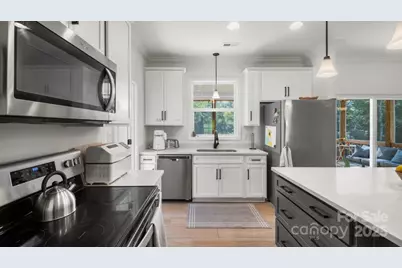 826 Country Lane, Pelham, NC 27311 - Photo 15