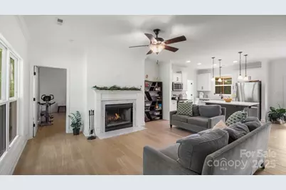 826 Country Lane, Pelham, NC 27311 - Photo 9