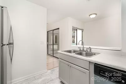 4900 Spring Lake Drive #D, Charlotte, NC 28212 - Photo 11