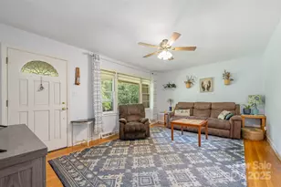 311 Rollingwood Dr, Stanley, NC 28164 - Photo 3