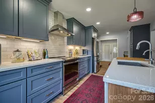 214 Howard St, Morganton, NC 28655 - Photo 9